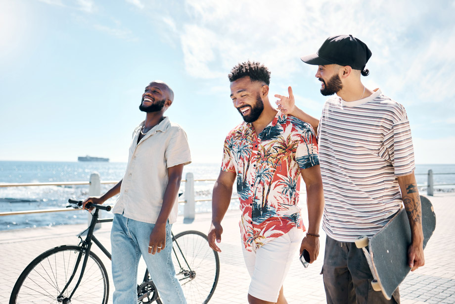 friends-walking-on-the-waterfront